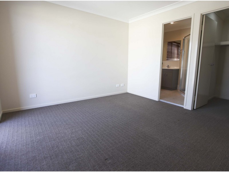 SG / 582 Manly Road, Wakerley QLD 4154