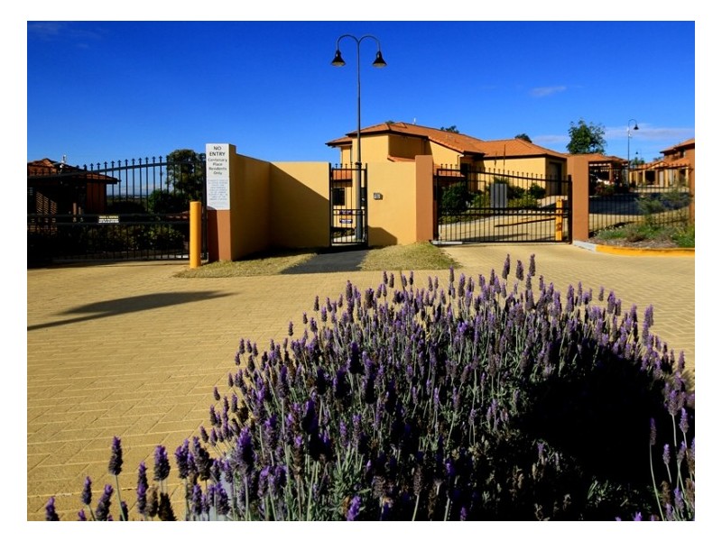 250 Sumners Road, Riverhills QLD 4074