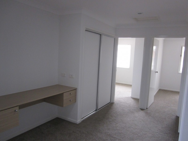 215/213 Endevour Boulvard, North Lakes QLD 4509