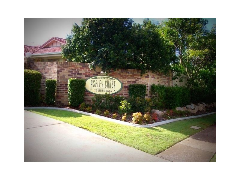 670 Trouts Road, Aspley QLD 4034