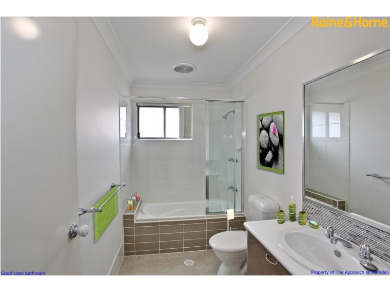 913/21 second ave, Marsden QLD 4132