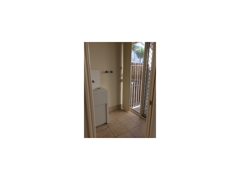 U15/11 Pryanees street, Calamvale QLD 4116