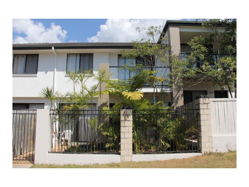 15 Violet Close, Eight Mile Plains QLD 4113