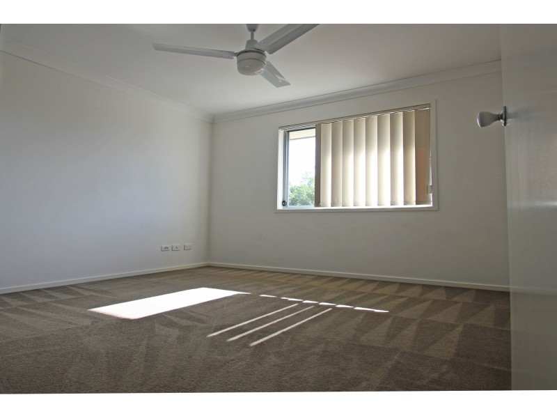 2 Meadowbrook Drive, Meadowbrook QLD 4131