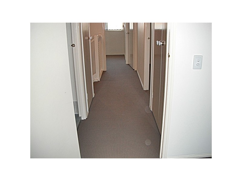 33 / 2 Bos Drive, Coomera QLD 4209