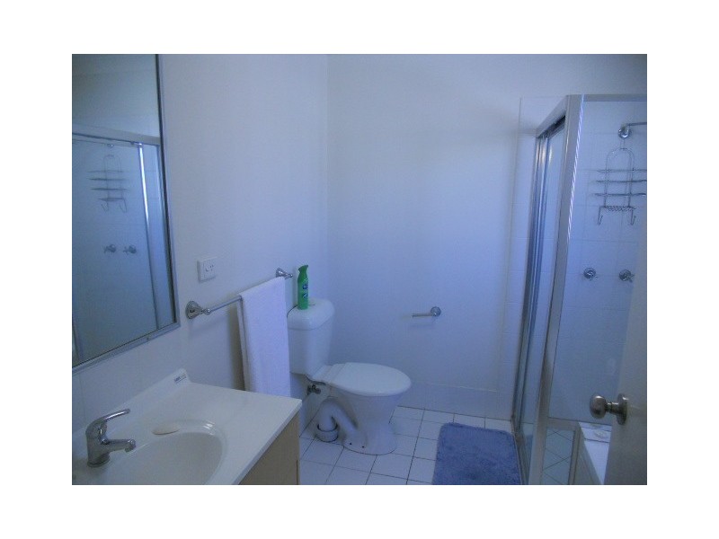 18 loganlea road, Waterford West QLD 4133