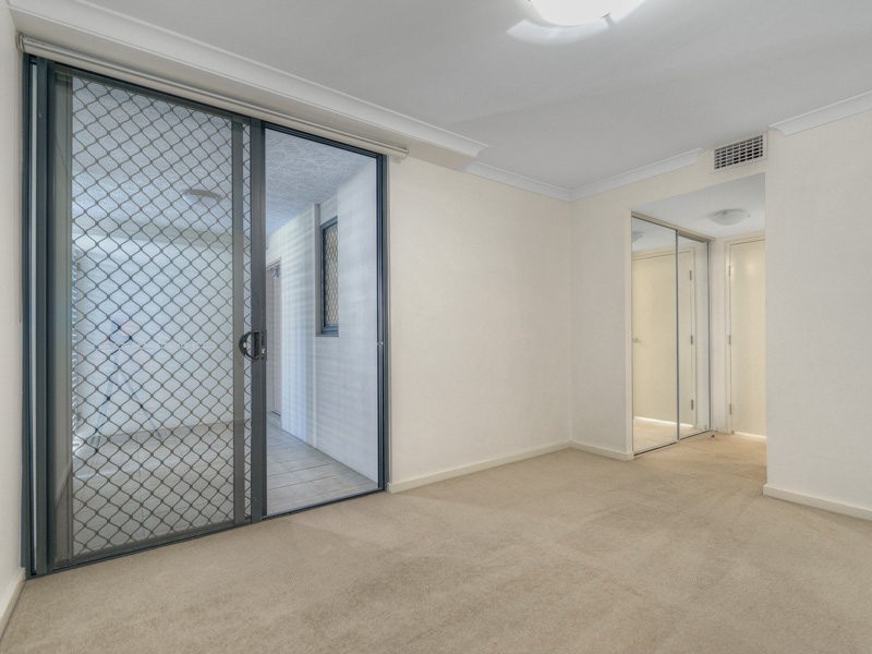 38 Brougham Street, Fairfield QLD 4103