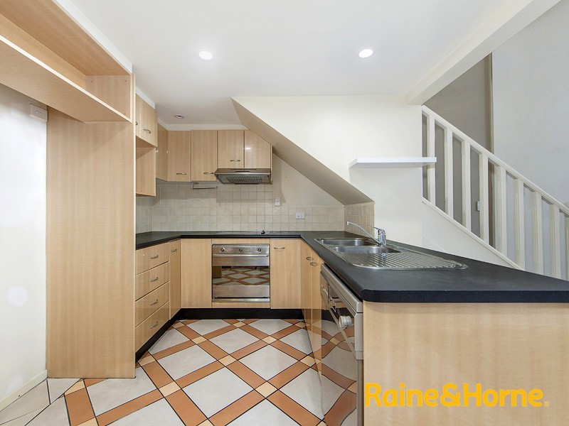 2/189 Leichhardt Street, Spring Hill QLD 4000