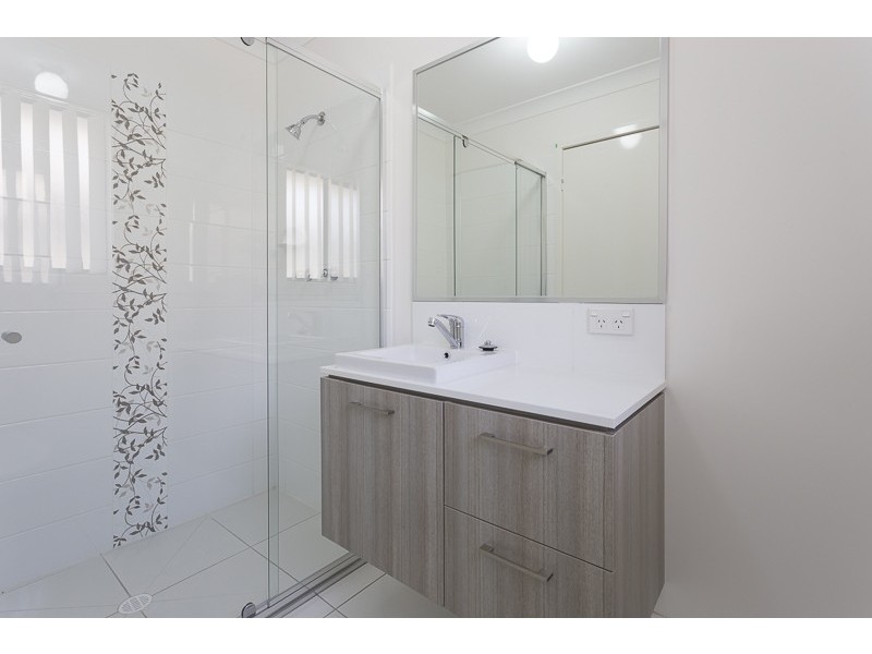 SG 120 DUFFIELD RD, Kallangur QLD 4503