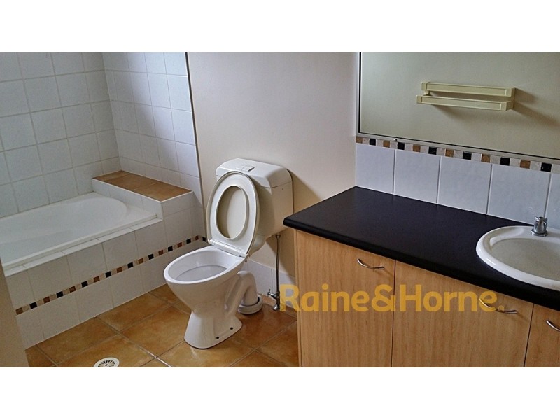 25 Buckingham Place, Eight Mile Plains QLD 4113