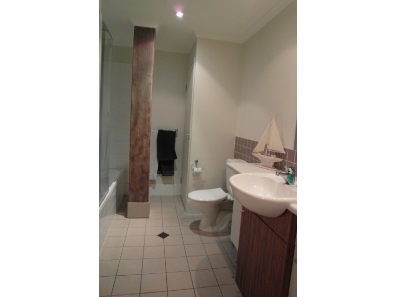 54 Vernon Terrace, Teneriffe QLD 4005