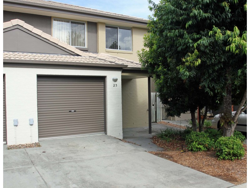 25 / 6 – 32 University Drive, Meadowbrook QLD 4131