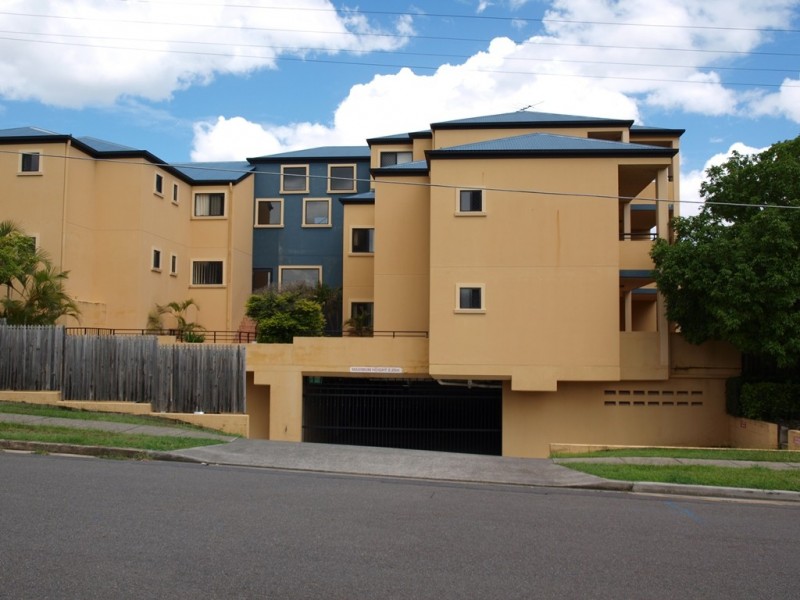 9, 42 Hamson Terrace, Nundah QLD 4012