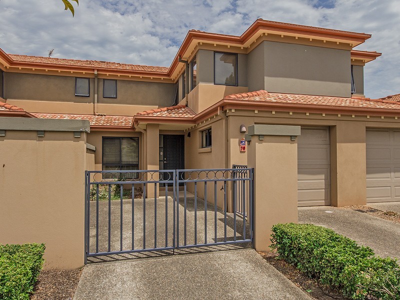 77/4 University Drive, Robina QLD 4226