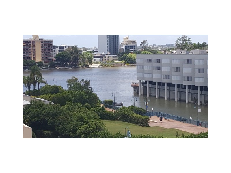 414 /35 Ferry Street, Kangaroo Point QLD 4169