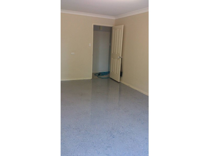 3/7 Nev Close, Wishart QLD 4122