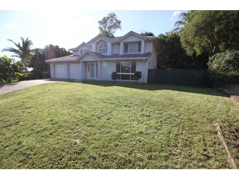 2 Red Gum Cres, Wakerley QLD 4154