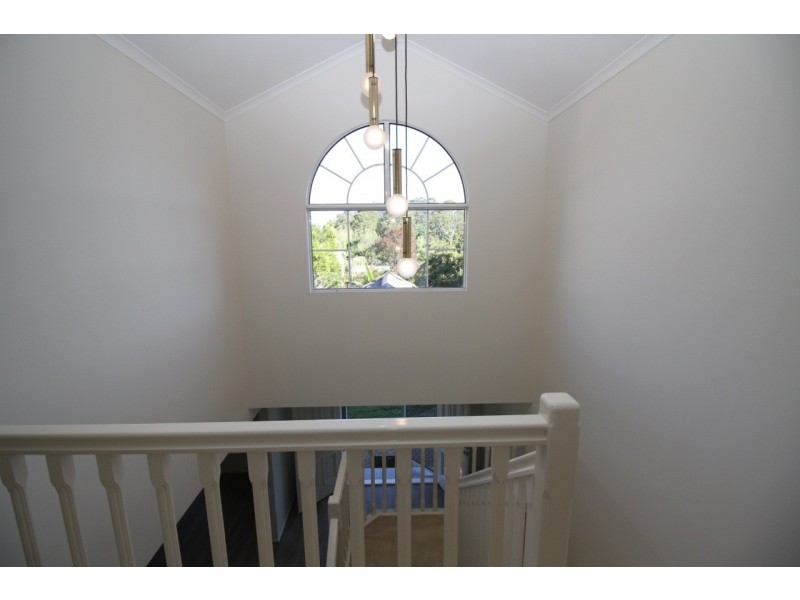 2 Red Gum Cres, Wakerley QLD 4154