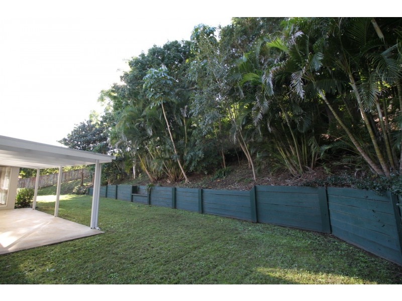 2 Red Gum Cres, Wakerley QLD 4154
