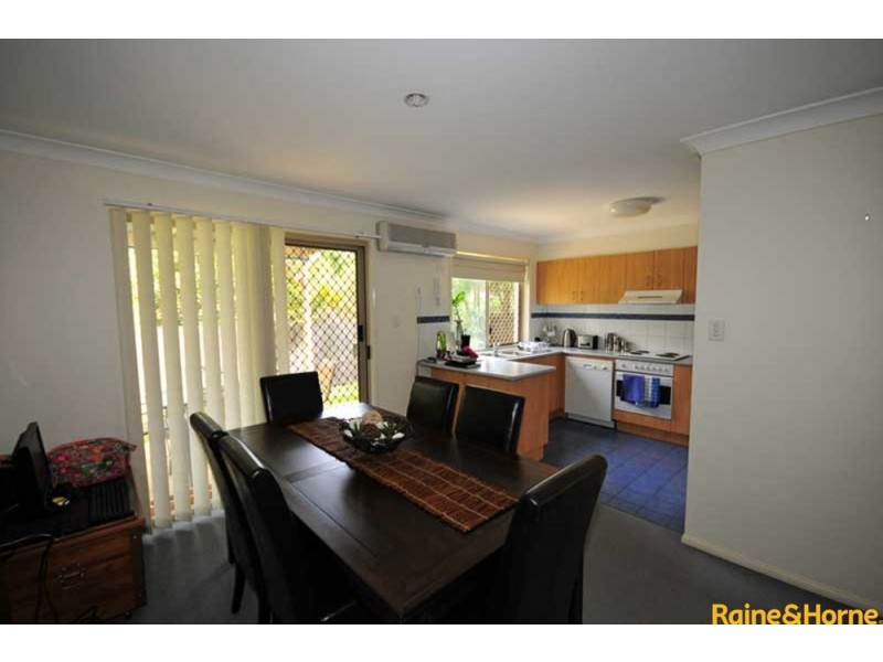 10 Chapman Place, Oxley QLD 4075