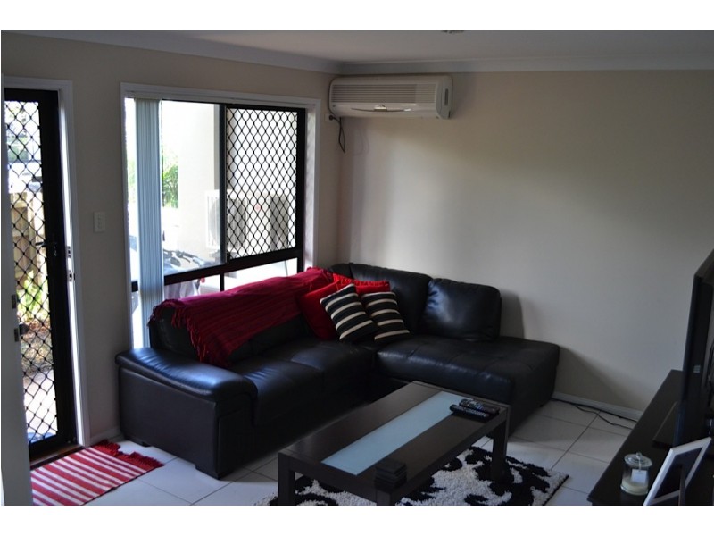 15 Violet Close, Eight Mile Plains QLD 4113