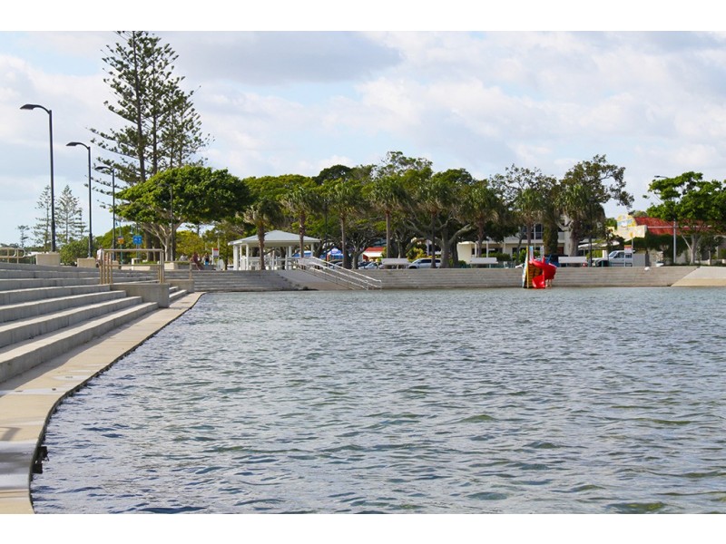 400 TINGAL RD, Wynnum North QLD 4178