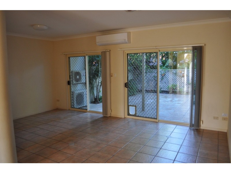 60 Caseys Rd, Hope Island QLD 4212