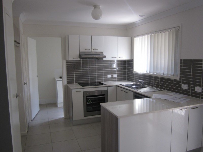 30/2 Lavender, Griffin QLD 4503