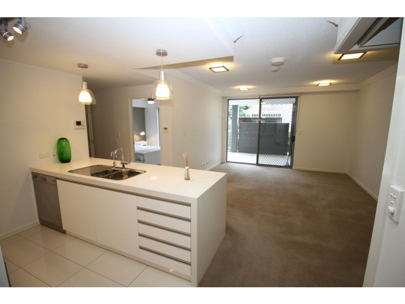 19/125 Bulimba Street, Bulimba QLD 4171
