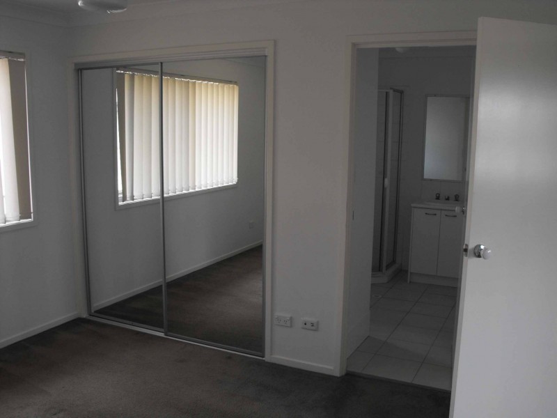 29 / 2-8 Meadowbrook Drive, Meadowbrook QLD 4131