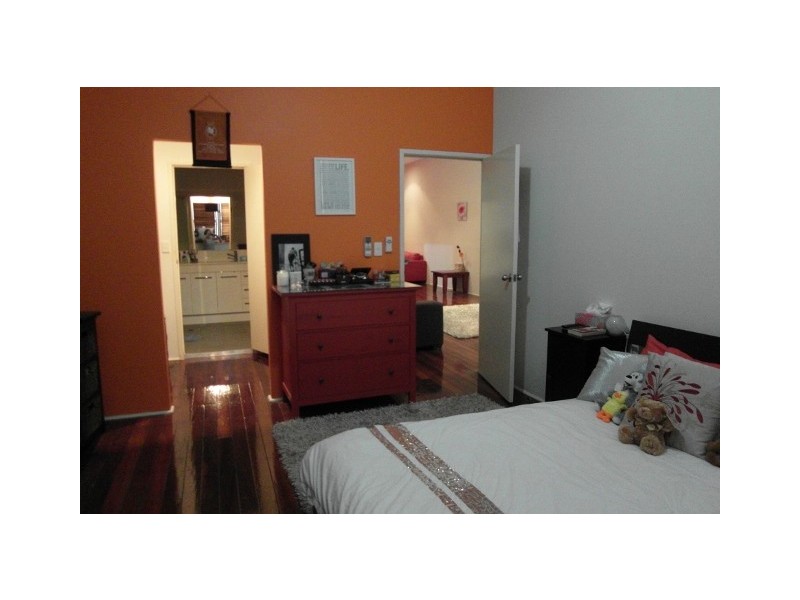 22 Florence Street, Teneriffe QLD 4005