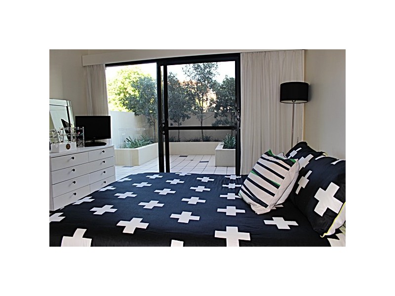 Indooroopilly QLD 4068