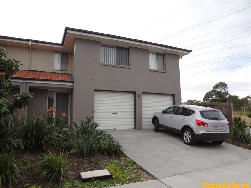 19 Platinum Place, Oxley QLD 4075