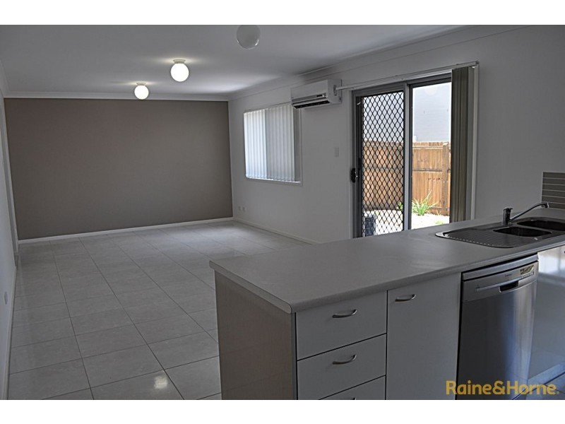 19 Platinum Place, Oxley QLD 4075