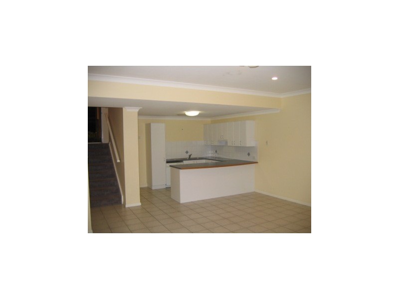 26/250 Sumners Road, Riverhills QLD 4074