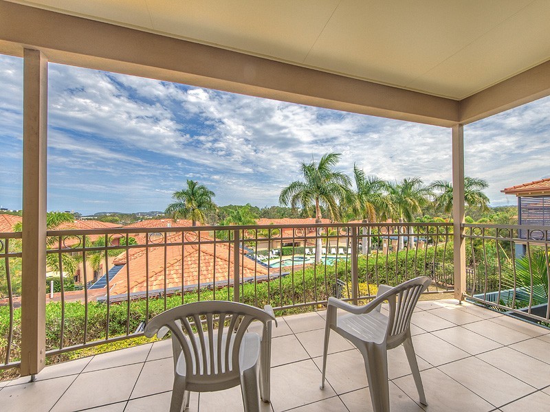 76/4 University Drive, Robina QLD 4226