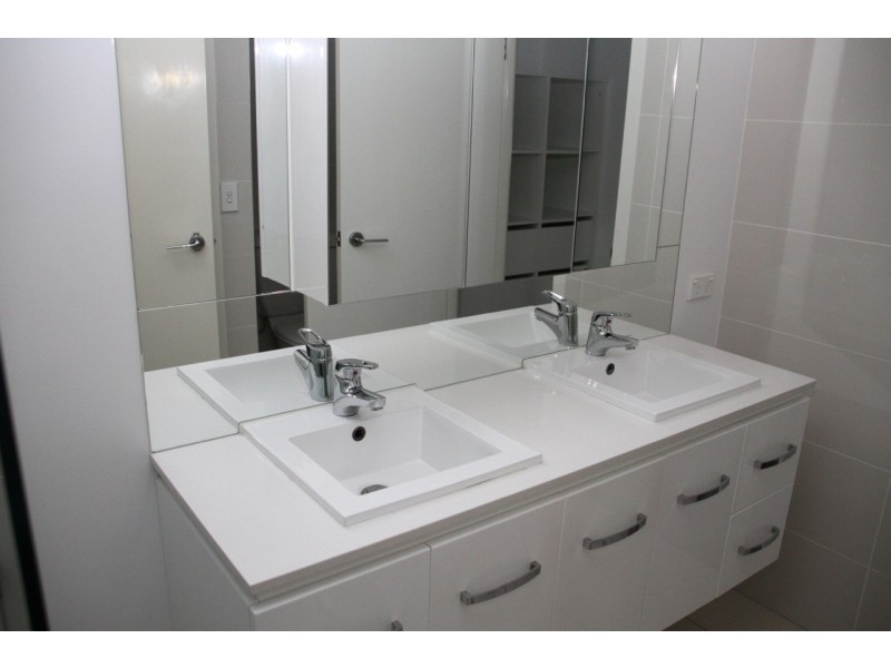 34/125 Bulimba Street, Bulimba QLD 4171