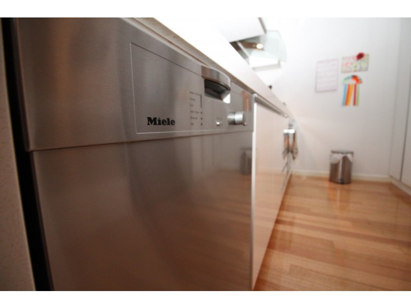 3/125 Bulimba Street, Bulimba QLD 4171