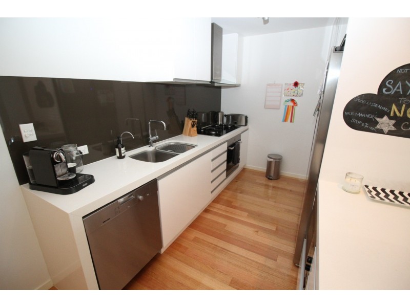 3/125 Bulimba Street, Bulimba QLD 4171