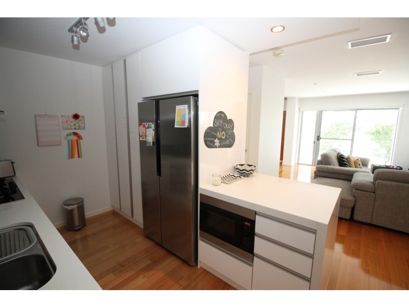 3/125 Bulimba Street, Bulimba QLD 4171