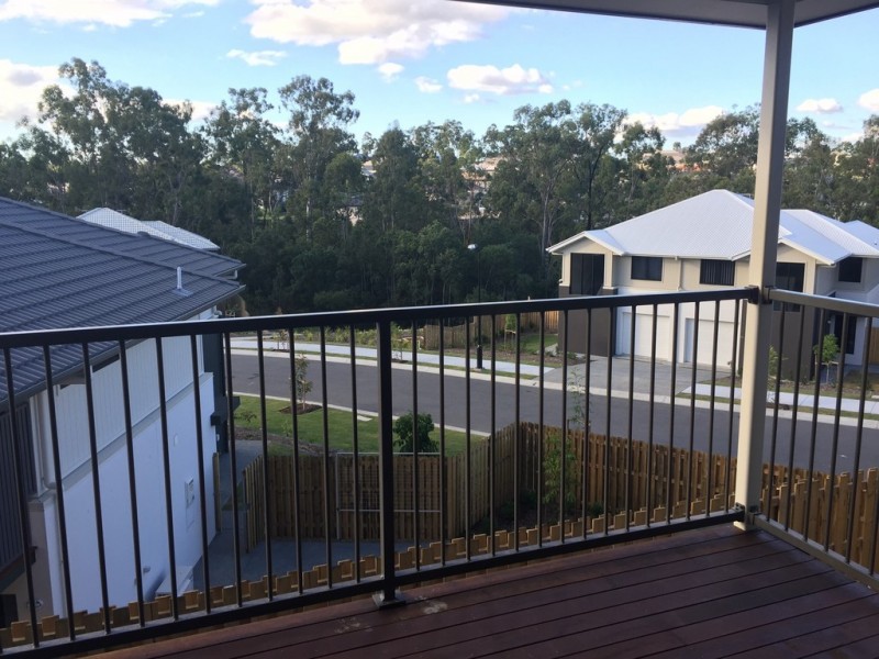 14 Lincoln Parade, Springfield Lakes QLD 4300