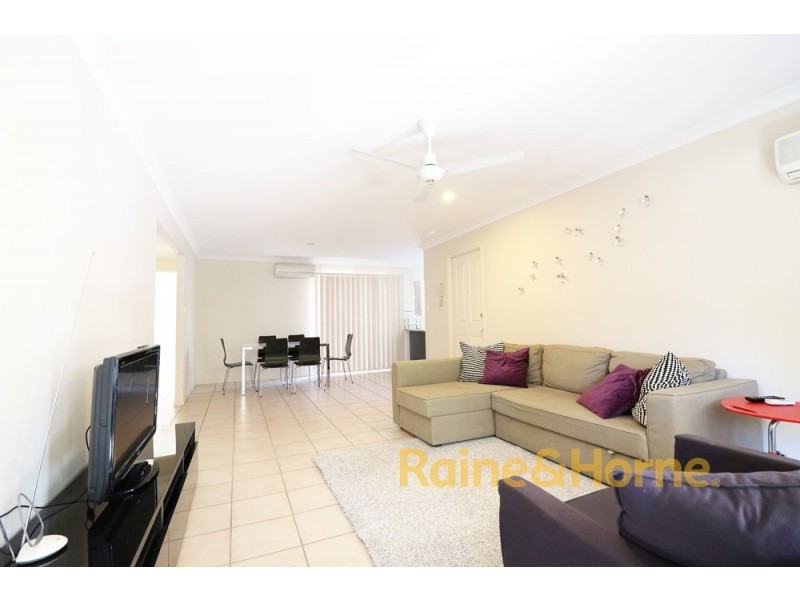 25 Buckingham Place, Eight Mile Plains QLD 4113