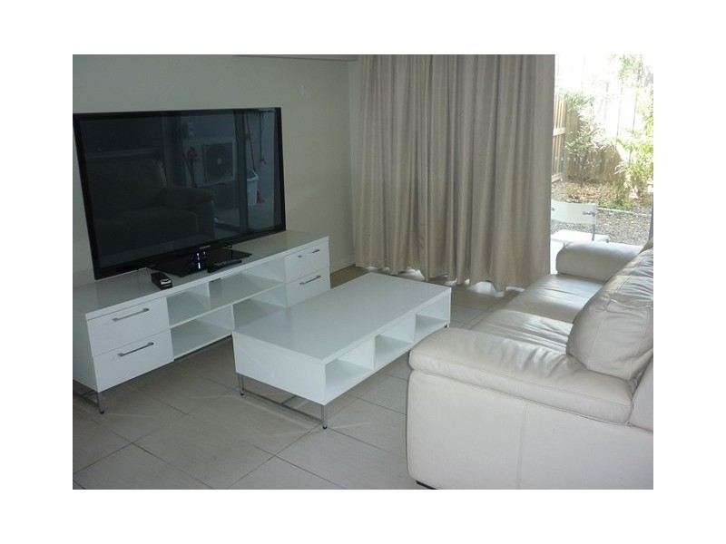 U94/123 Barrack Road, Cannon Hill QLD 4170