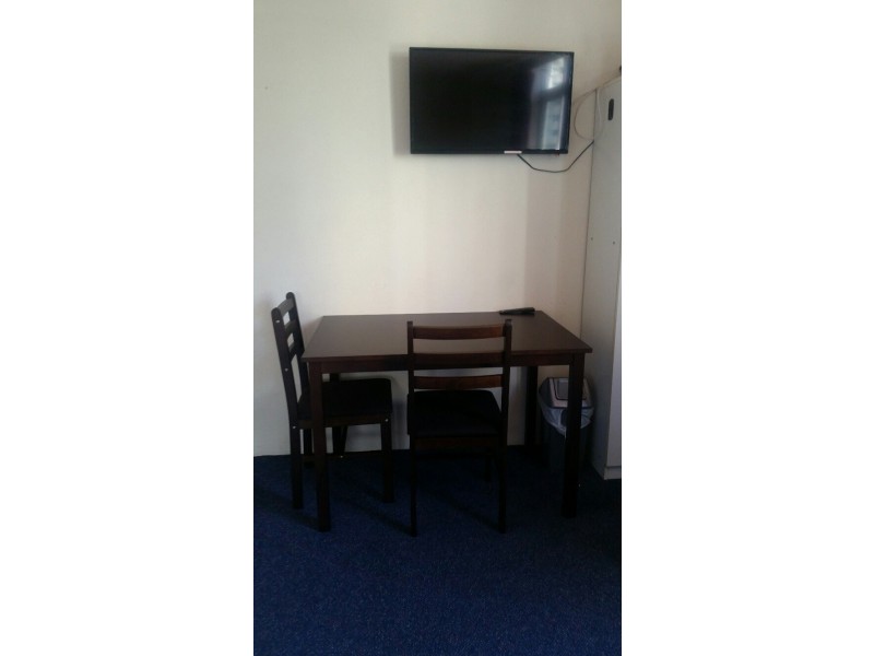 501/2 Barney Street, Southport QLD 4215