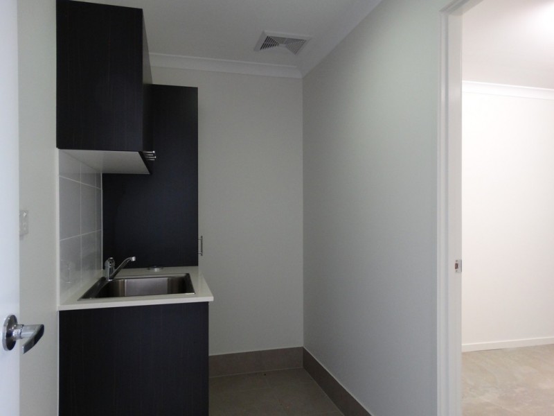 40/14 Lincoln Parade, Springfield Lakes QLD 4300