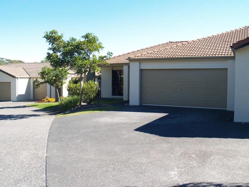 590 Pine Ridge Road, Coombabah QLD 4216