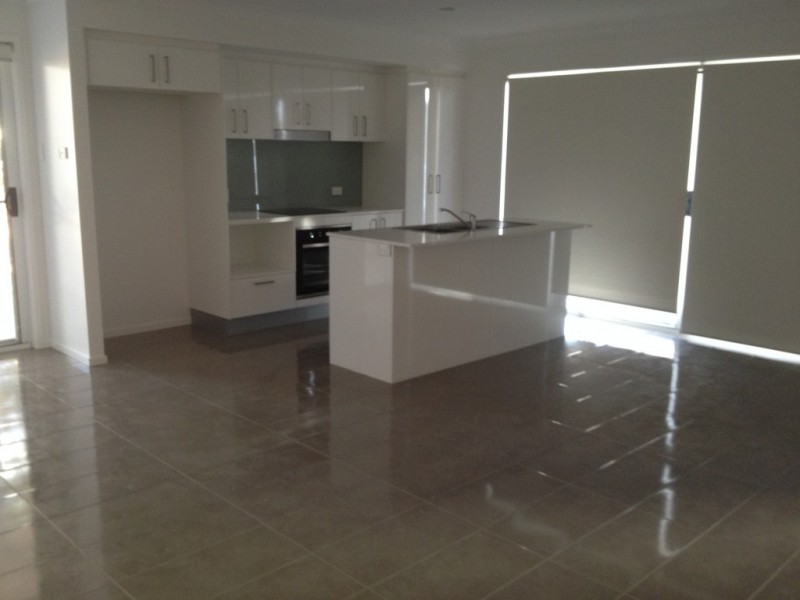 18/400 TINGAL RD, Wynnum QLD 4178