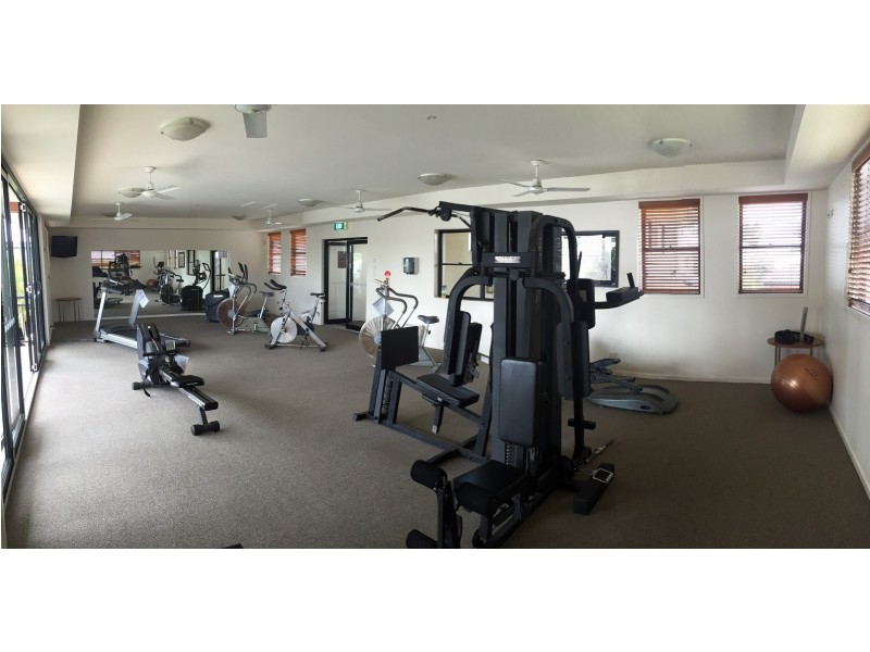 9 Fairway Court, Mount Ommaney QLD 4074