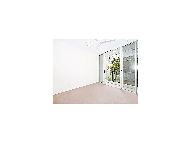 43 Beeston St., Teneriffe QLD 4005