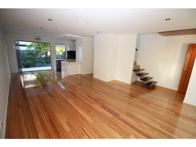 8/125 Bulimba Street, Bulimba QLD 4171